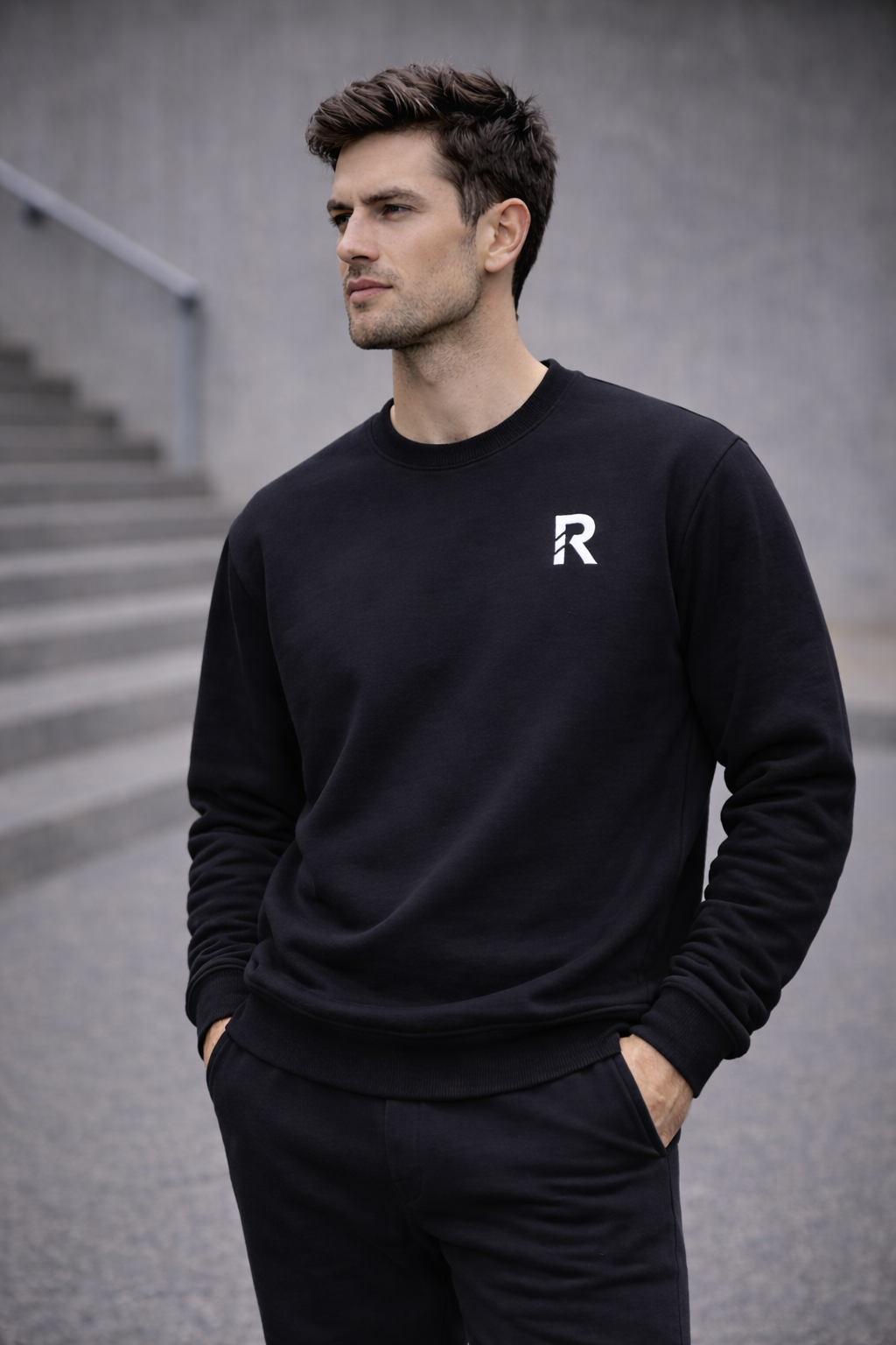 “BUILT” 001 CREWNECK SWEATSHIRT